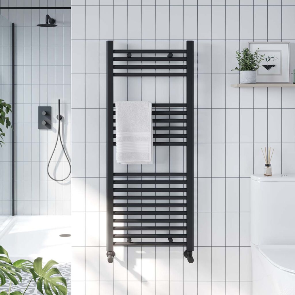 Strike Black 600X1200 Towel Rail