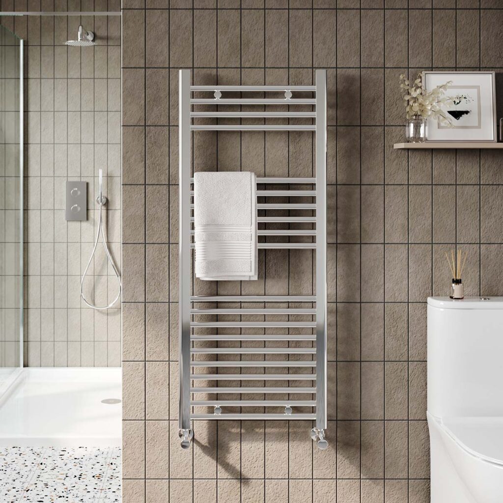 Strike Chrome 600X1200 Towel Rail