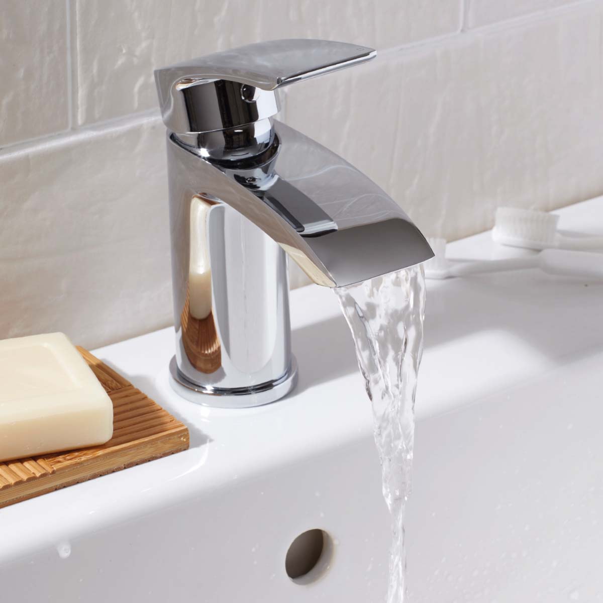 Picasso Basin Mixer Inc Click Waste