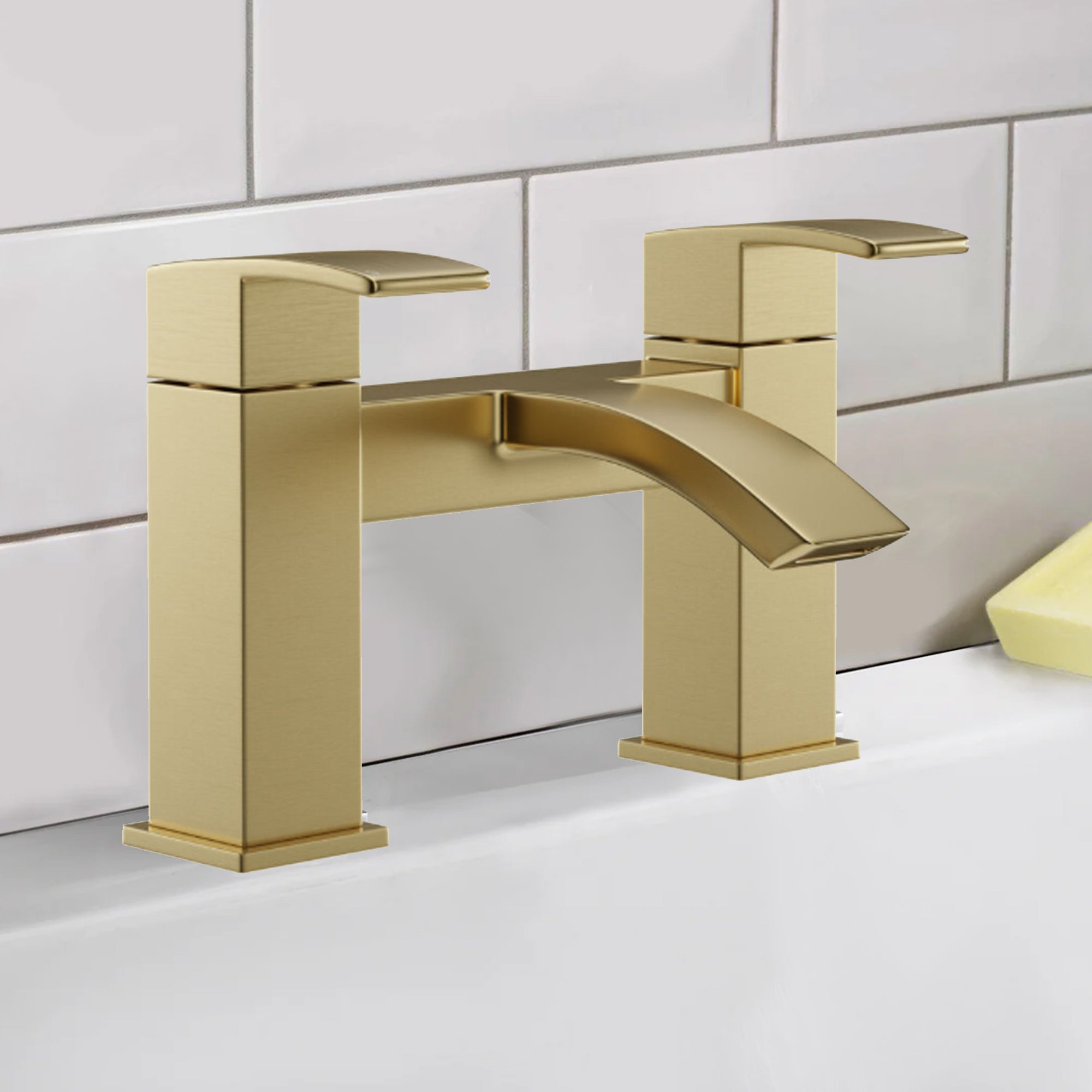 Vista Bath Filler – Brass