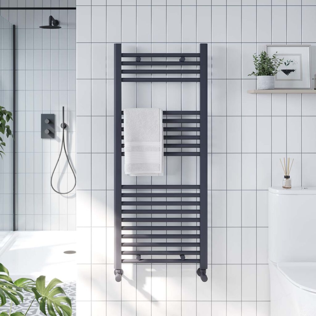 Strike Anthracite 600X1200 Towel Rail